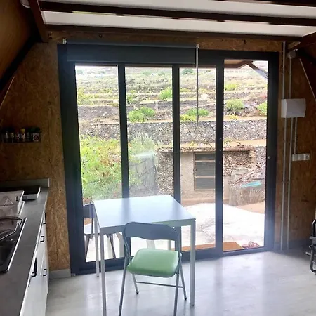Casaalpina: Live A Great Experience In A Tinyhouse シャレー *